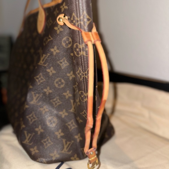 Louis Vuitton Neverfull GM (Grand Modele) Large Tote Bag - Picture 9 of 11
